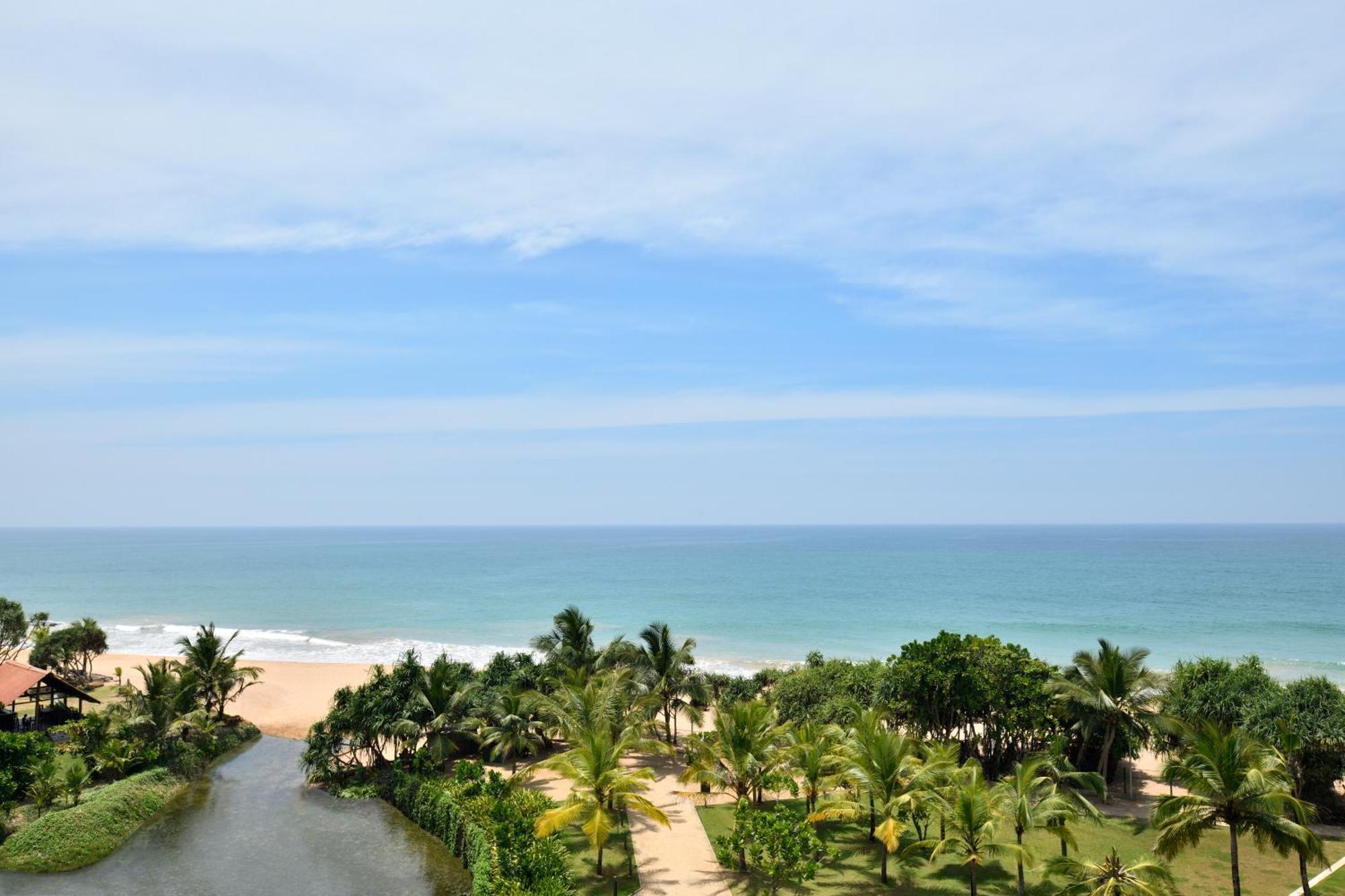 Sheraton Kosgoda Turtle Beach Resort Exterior photo