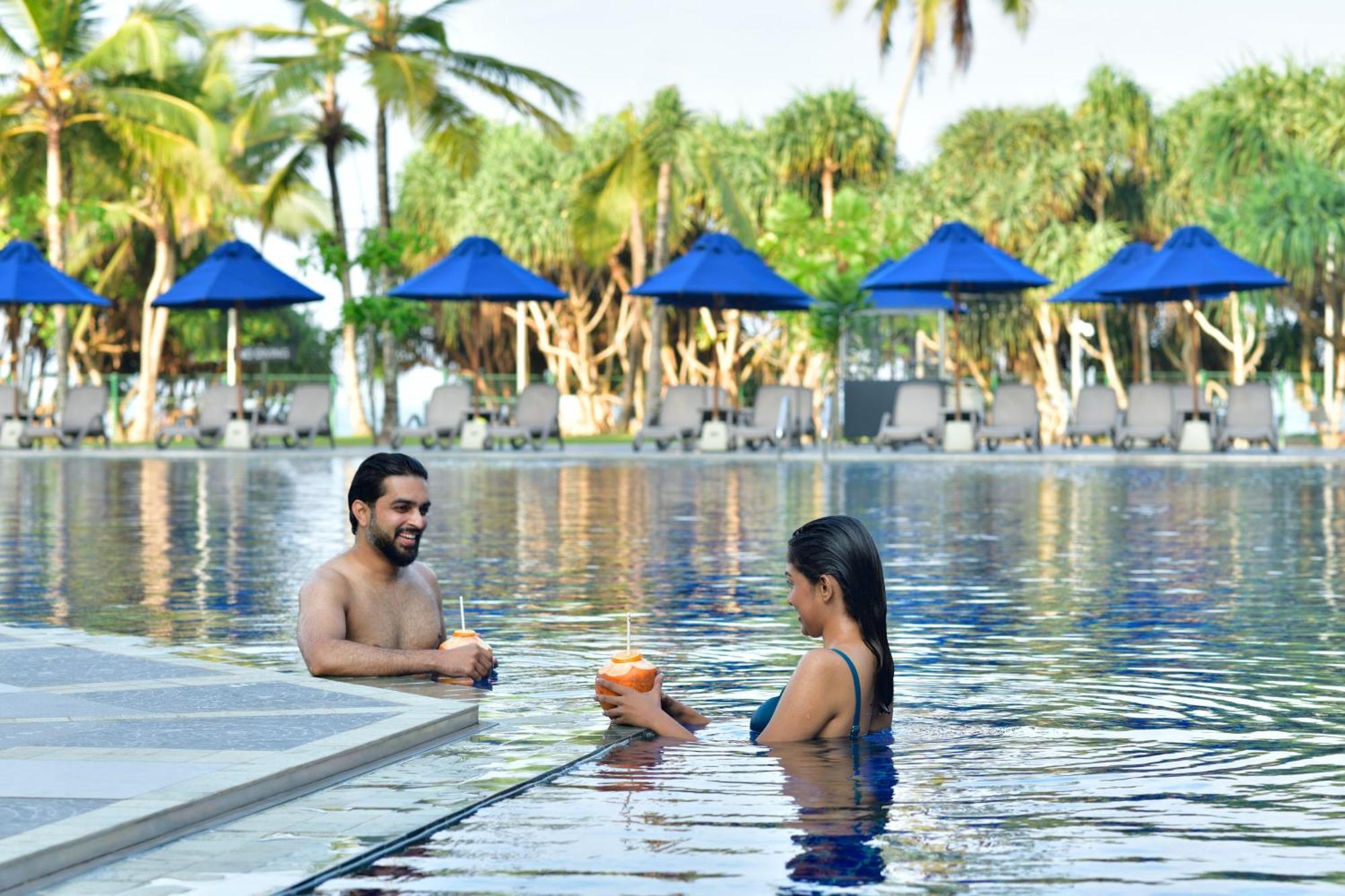 Sheraton Kosgoda Turtle Beach Resort Exterior photo