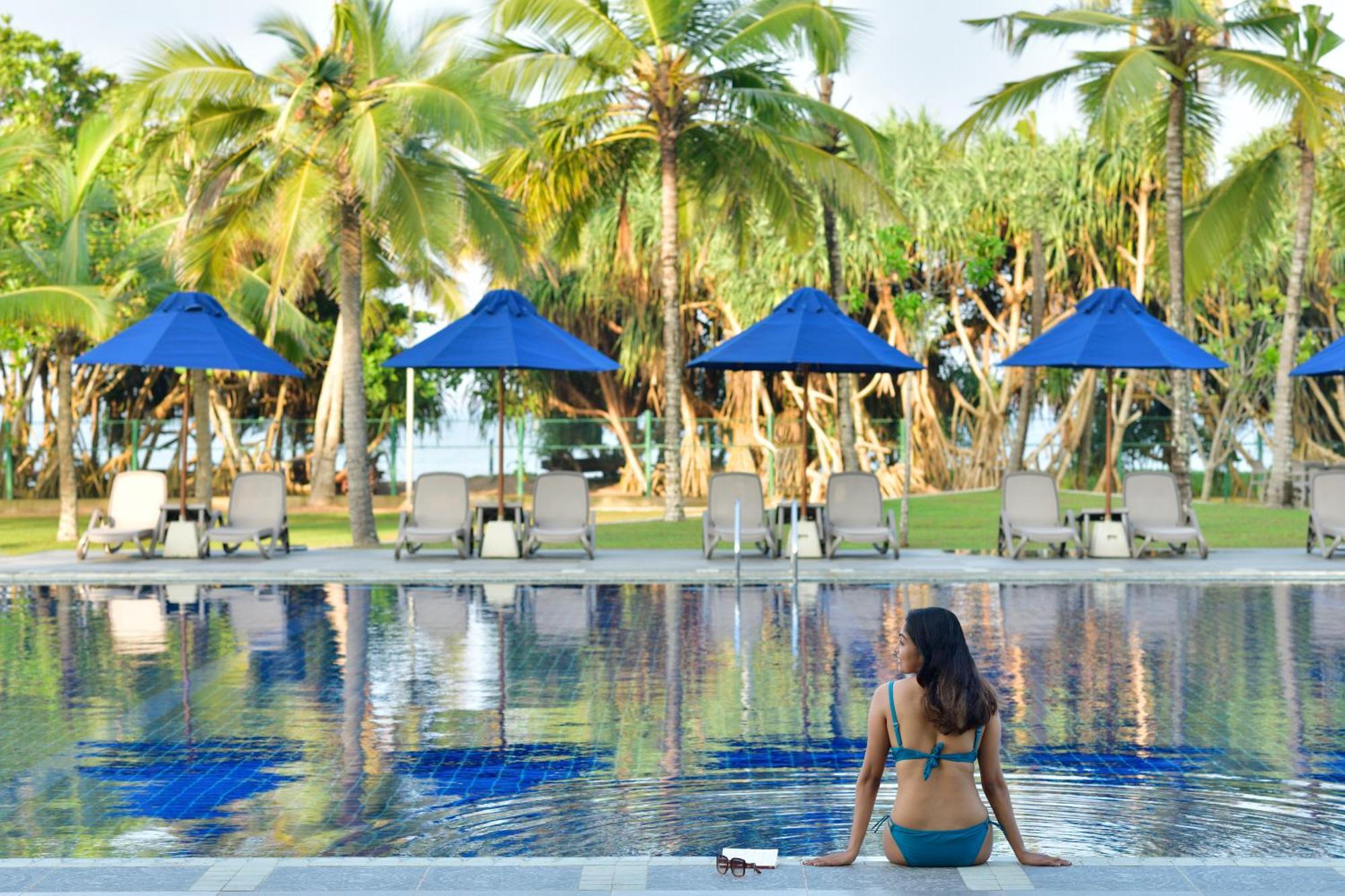 Sheraton Kosgoda Turtle Beach Resort Exterior photo